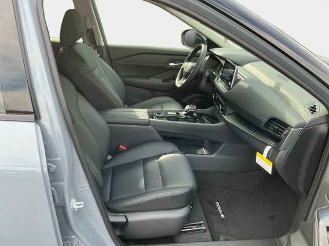 New 2026 Nissan Rogue Dark Armor AWD/4WD image 17
