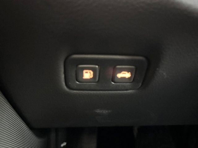 Used 2013 Chevrolet Corvette Grand Sport image 11