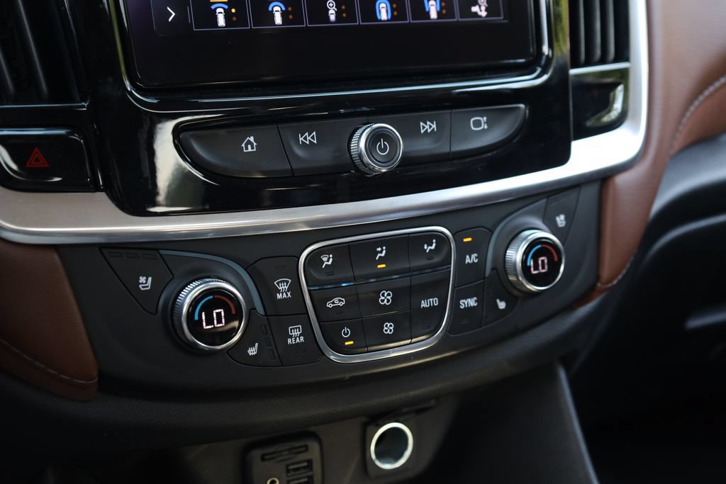 Used 2020 Chevrolet Traverse High Country w/ LPO, Floor Liner Package AWD/4WD image 14
