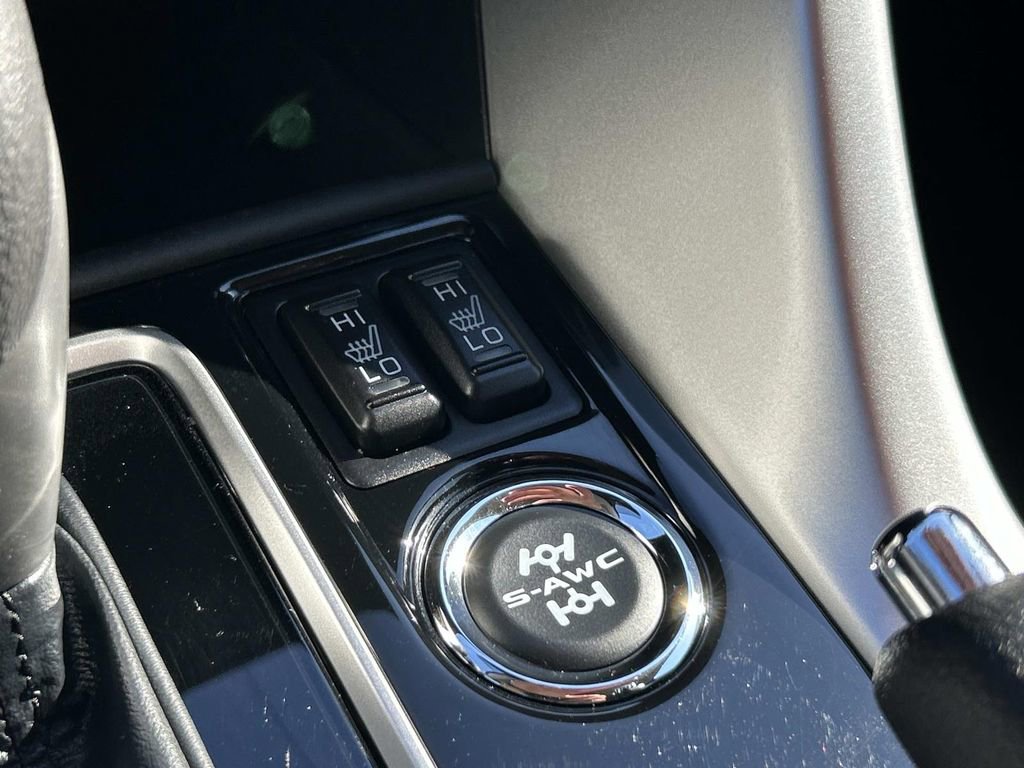 Used 2025 Mitsubishi Eclipse Cross LE AWD/4WD image 25