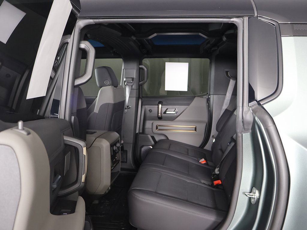 Used 2024 GMC Hummer EV 3X w/ LPO, Illumination Package image 30