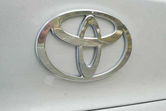 Used 2025 Toyota Camry XLE image 42