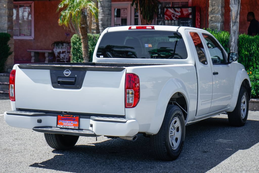 Used 2018 Nissan Frontier S RWD image 9