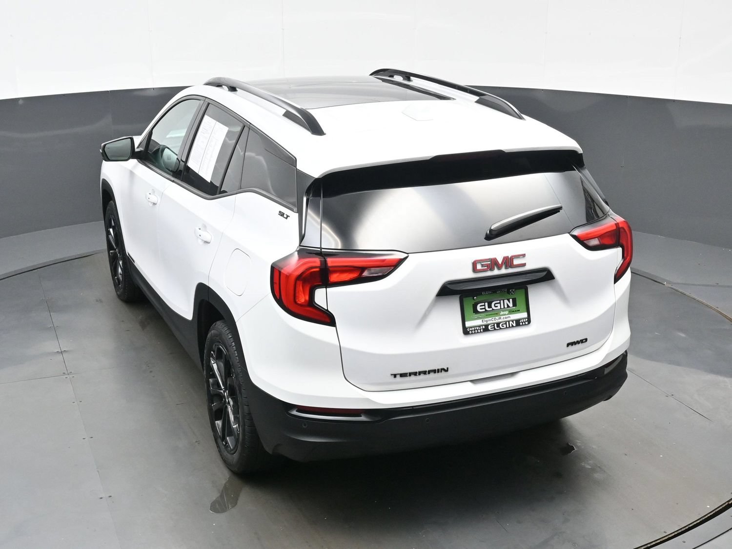 Used 2021 GMC Terrain SLT w/ Infotainment Package II AWD/4WD image 40