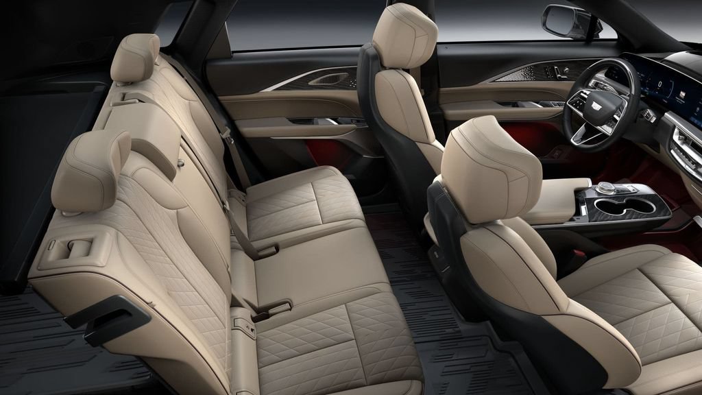 New 2026 Cadillac Lyriq Signature Luxury w/ Nappa Leather Package AWD/4WD image 43