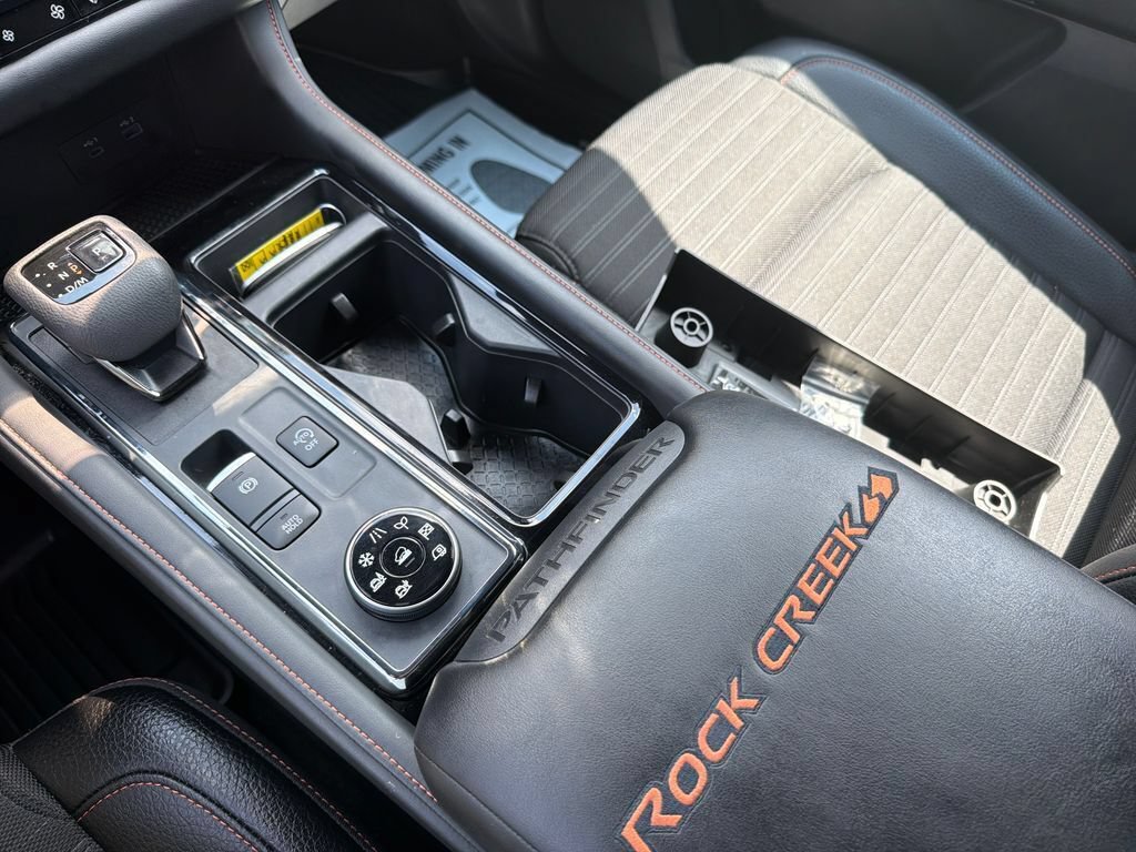 Used 2025 Nissan Pathfinder Rock Creek AWD/4WD image 24