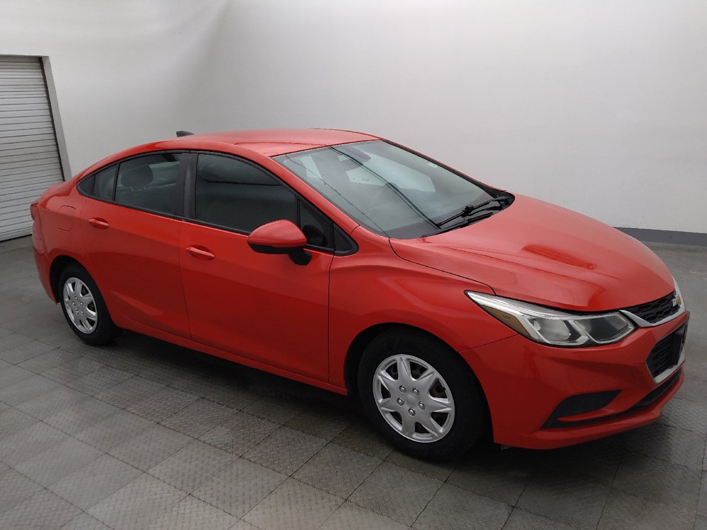 Used 2017 Chevrolet Cruze LS FWD image 11