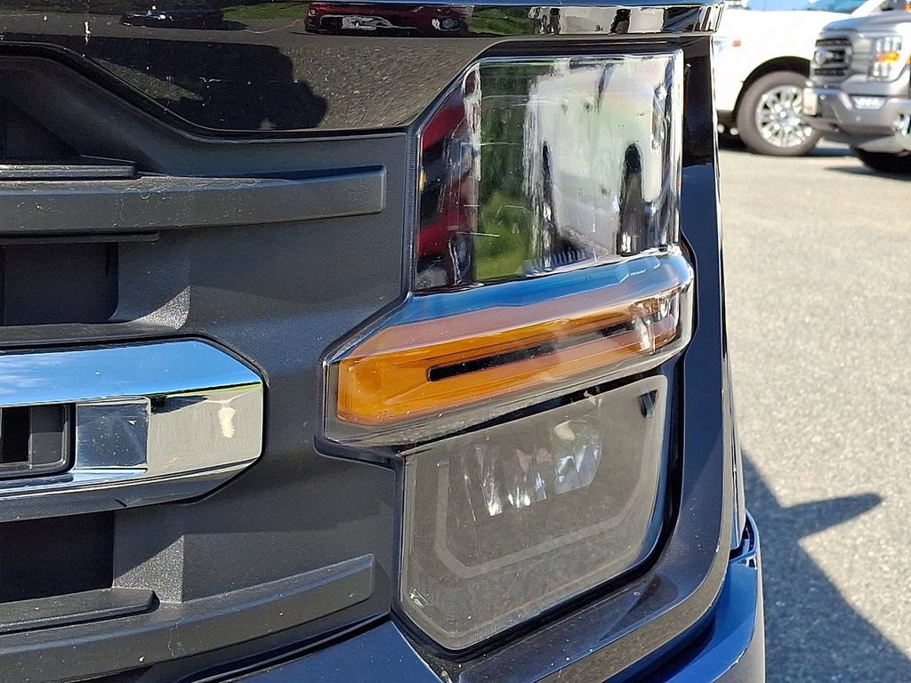 Used 2025 Ford F150 XLT w/ Equipment Group 301A Standard AWD/4WD image 9