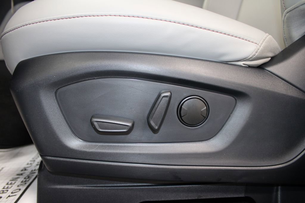 New 2025 Ford Explorer Active w/ Active Comfort Package image 26