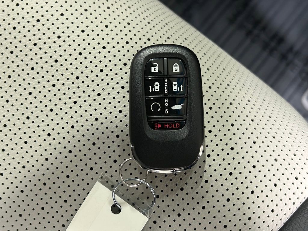 Used 2026 Honda Odyssey Elite image 31