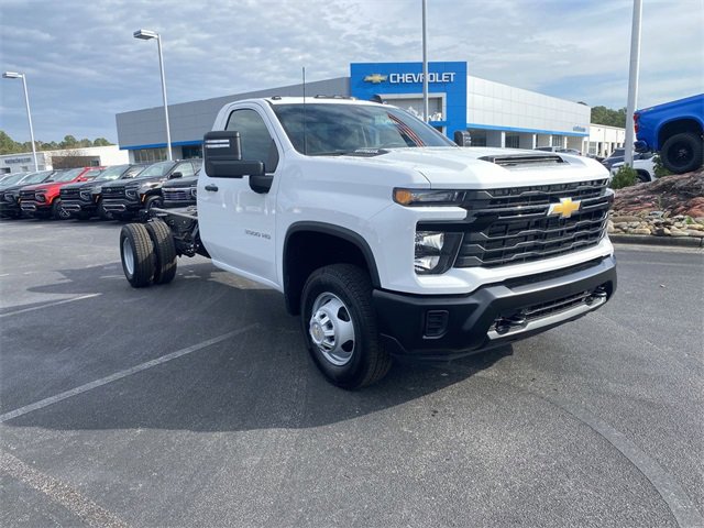 New 2026 Chevrolet Silverado 3500 W/T w/ WT Convenience Package image 2