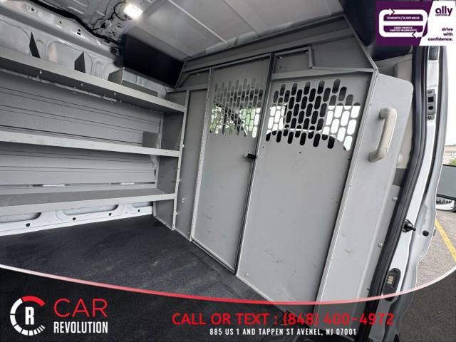 Used 2023 Ford Transit 250 Low Roof RWD image 14