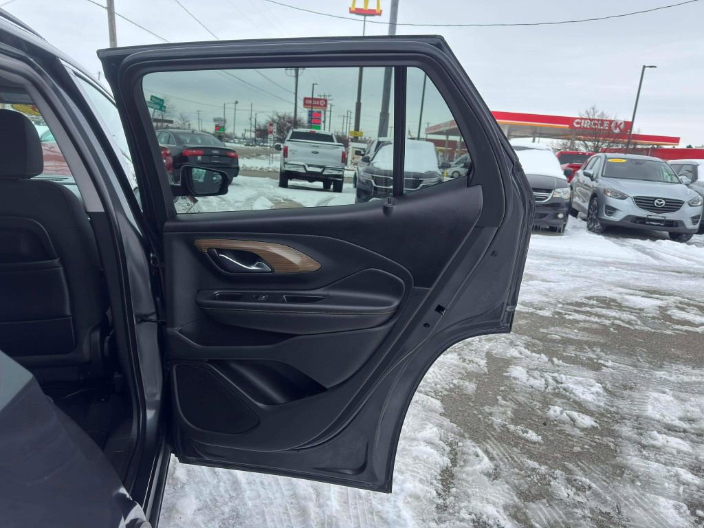 Used 2018 GMC Terrain SLE w/ Driver Convenience Package image 14