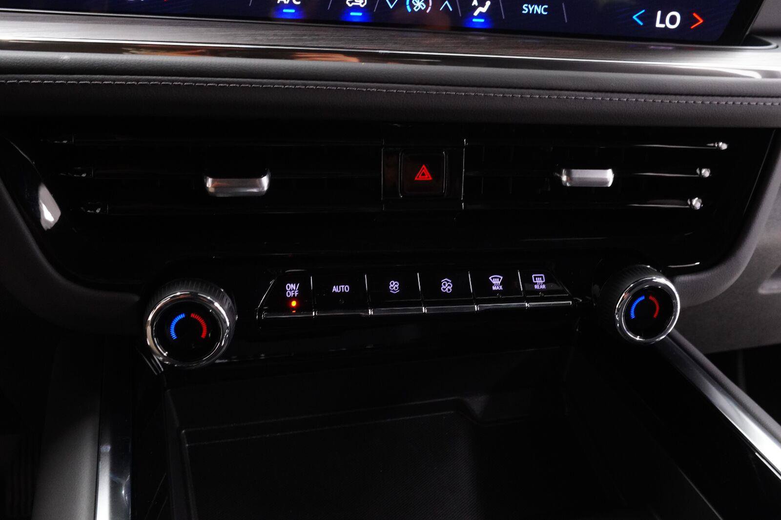 New 2026 Chevrolet Tahoe LS RWD image 19
