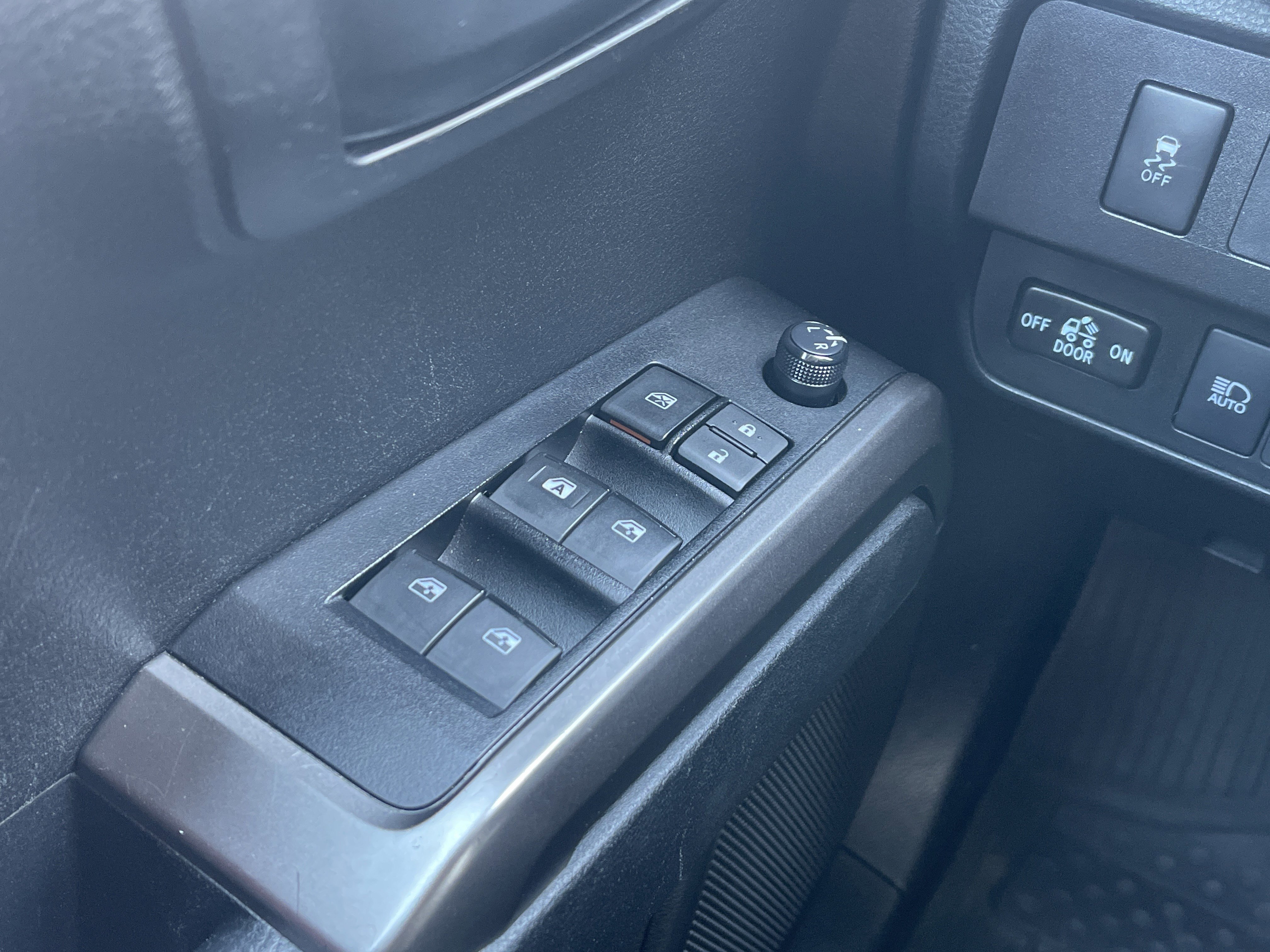 Used 2022 Toyota Tacoma SR5 image 23