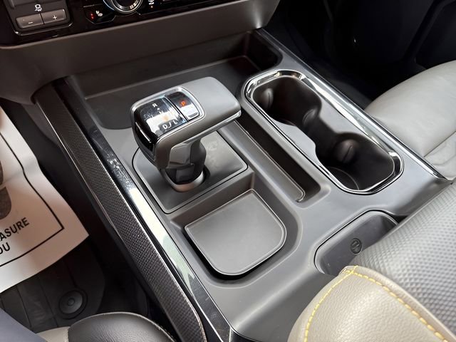 Used 2023 Chevrolet Silverado 1500 ZR2 w/ Technology Package image 16