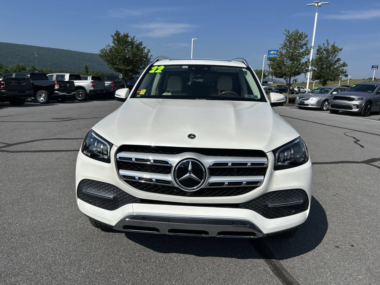 Used 2022 Mercedes-Benz GLS 450 4MATIC video 2