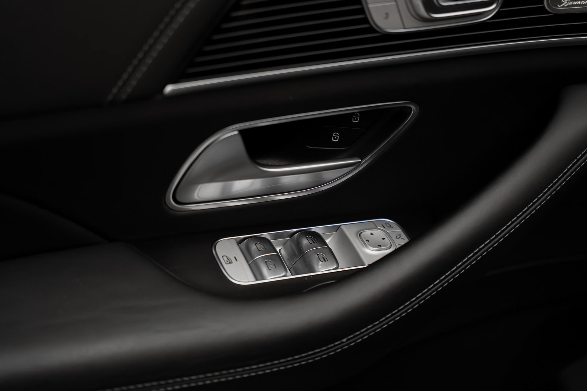 Used 2024 Mercedes-Benz Maybach GLS 600 4MATIC image 61