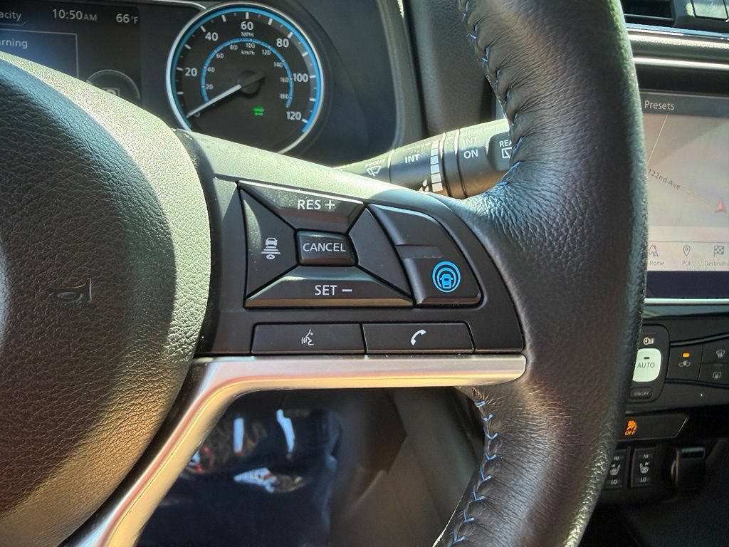 Certified 2020 Nissan Leaf SV w/ SV Technology Package FWD image 26