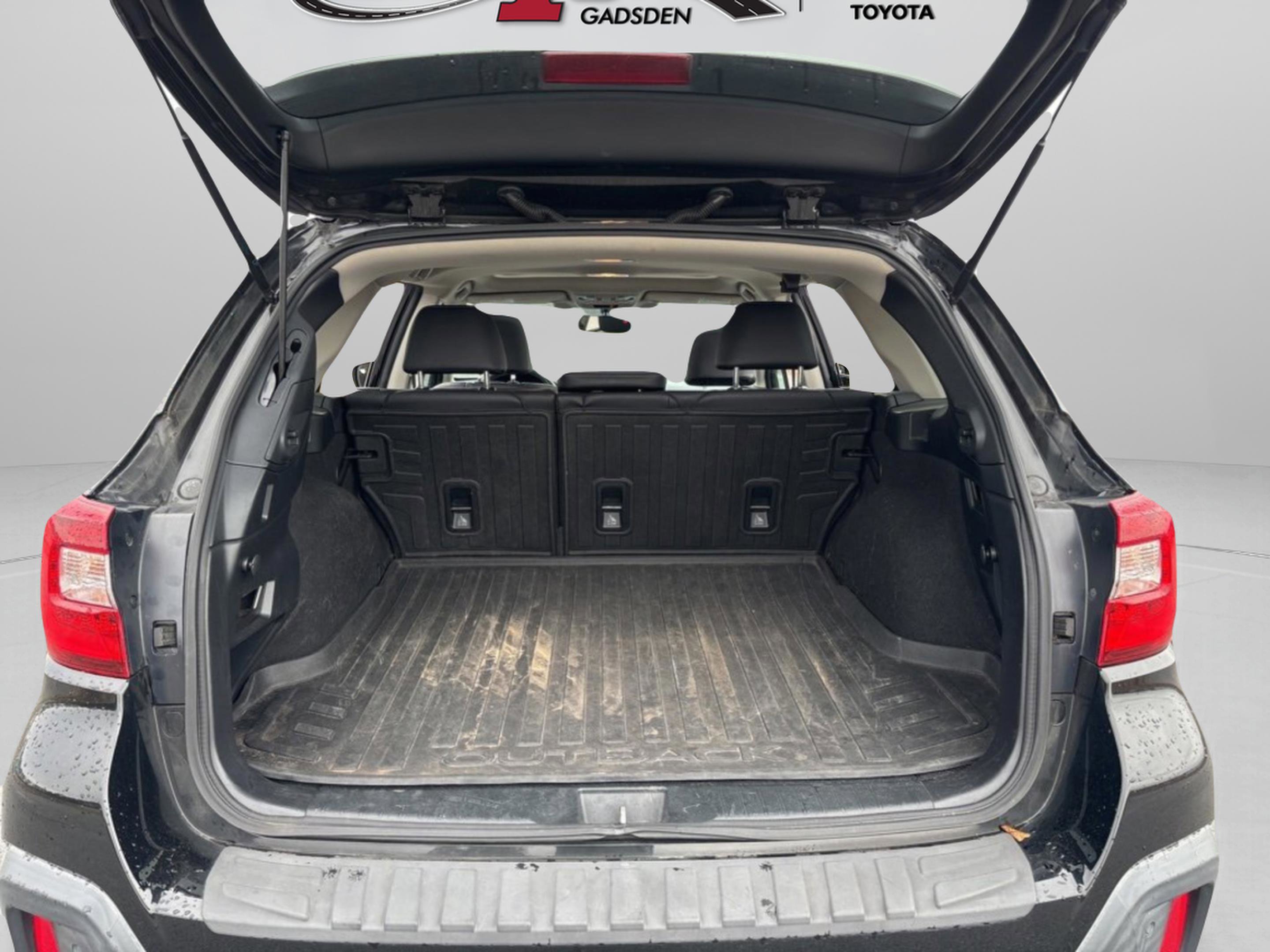 Used 2018 Subaru Outback 2.5i Limited image 32