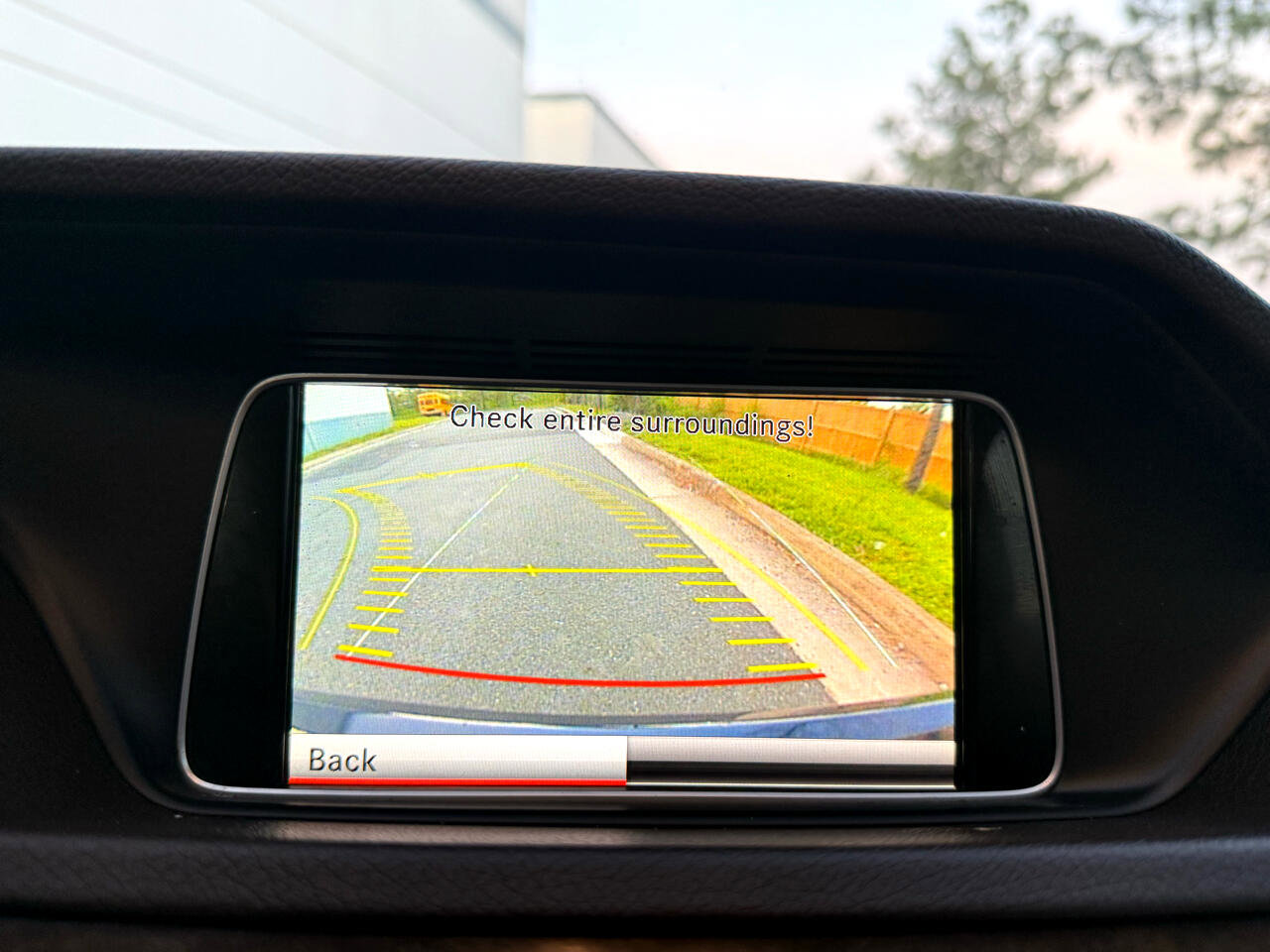 Used 2015 Mercedes-Benz E 350 4MATIC Sedan image 40