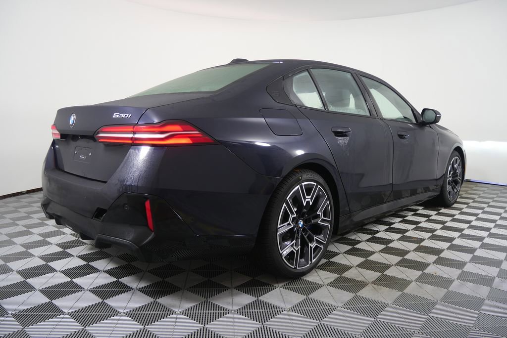 New 2026 BMW 530i image 3