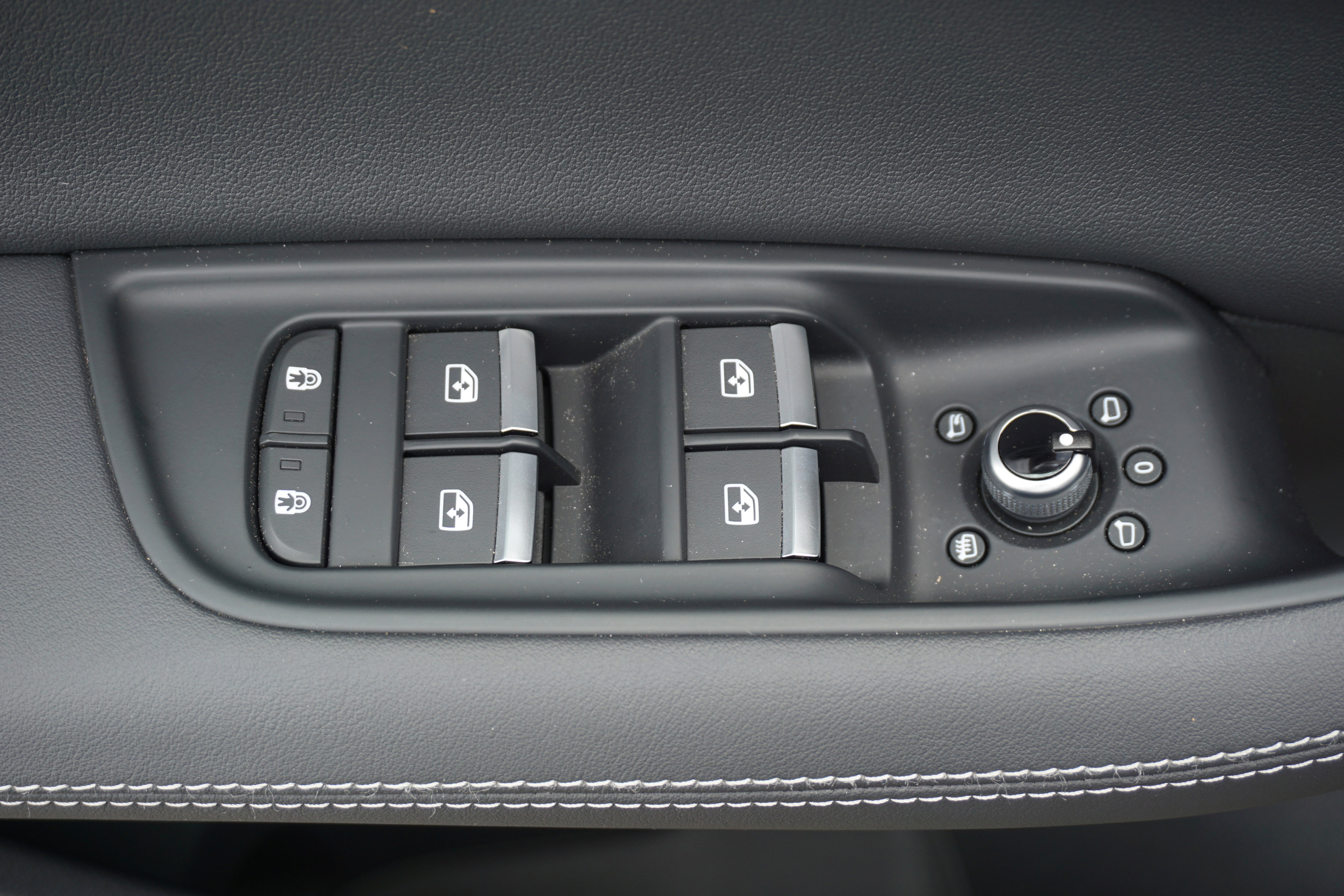 Certified 2025 Audi Q7 3.0T Premium Plus image 13