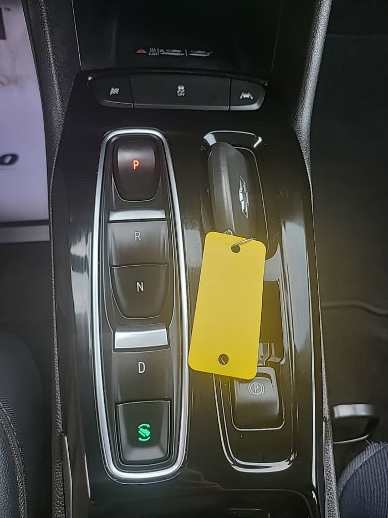 Certified 2023 Chevrolet Bolt EUV LT w/ Convenience Package image 23