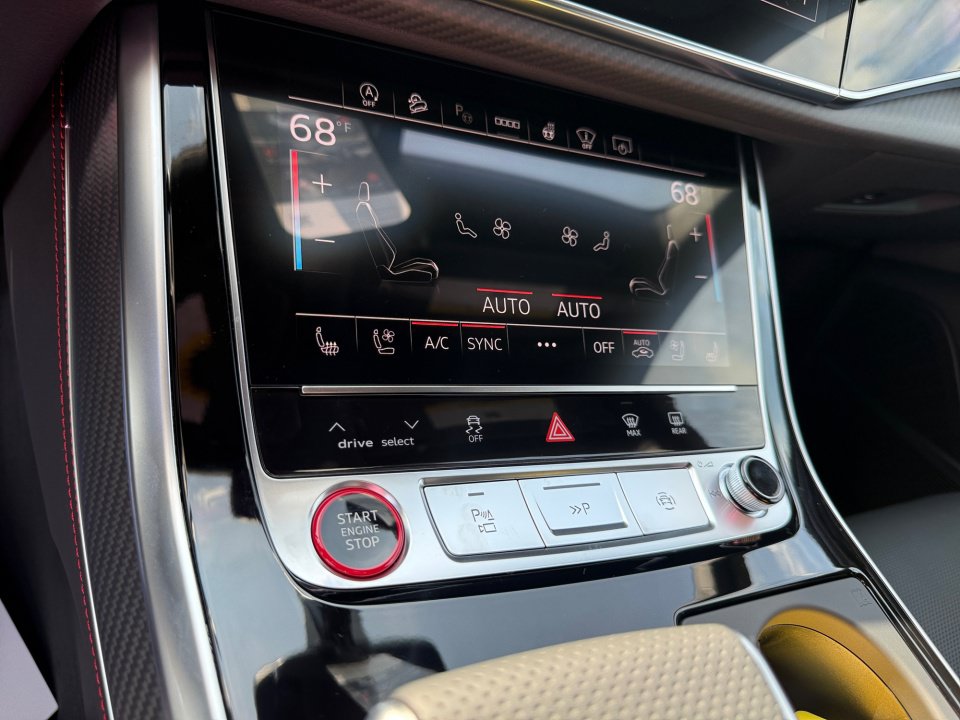 New 2027 Audi SQ8 Prestige AWD/4WD image 20