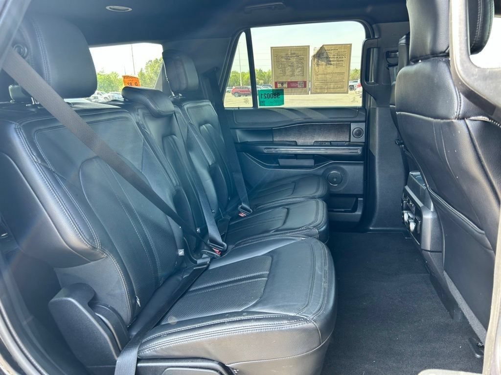 Used 2019 Ford Expedition Limited AWD/4WD image 12