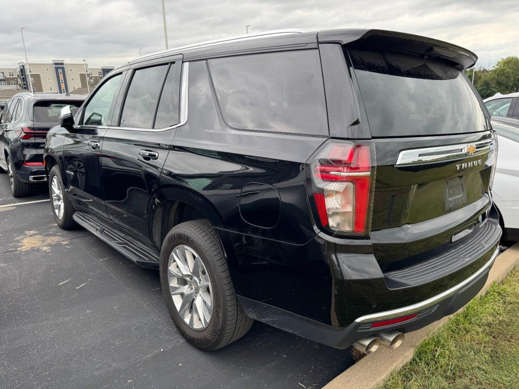 Used 2024 Chevrolet Tahoe Premier AWD/4WD image 3