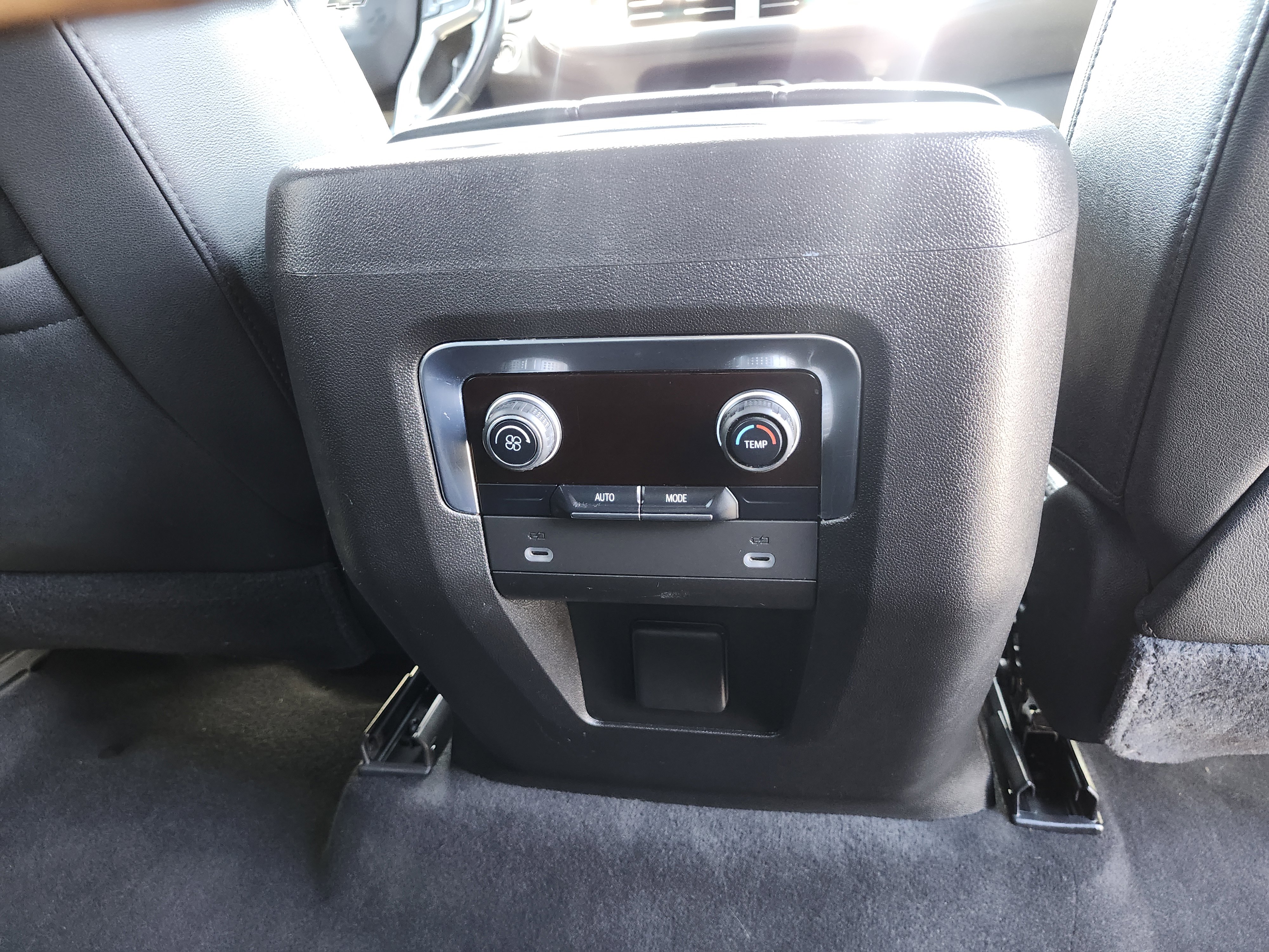 Used 2021 Chevrolet Tahoe Z71 AWD/4WD image 23