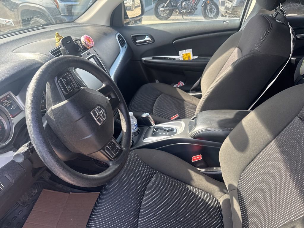 Used 2019 Dodge Journey SE image 11