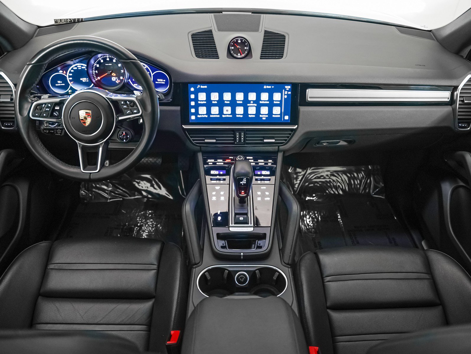 Certified 2022 Porsche Cayenne Platinum Edition w/ Premium Package Plus image 15