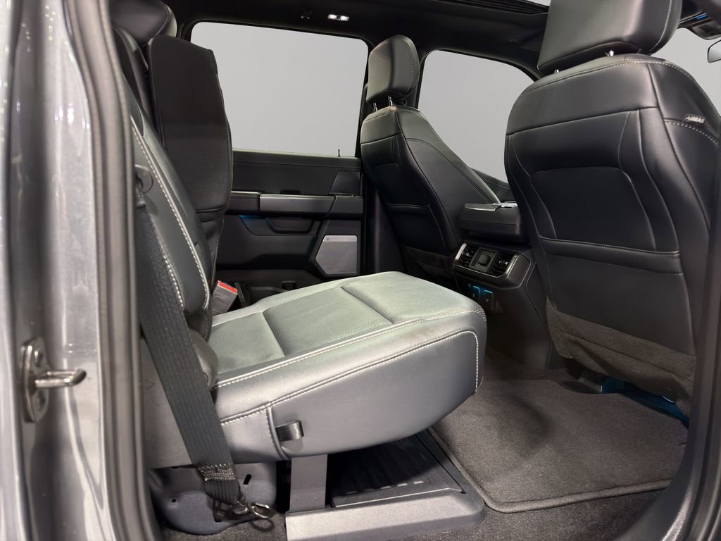 Used 2024 Ford F150 Lariat AWD/4WD image 18