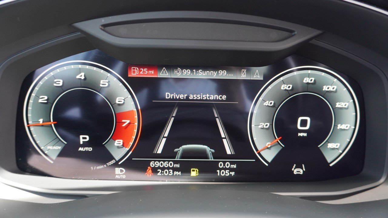 Used 2021 Audi Q8 Premium Plus w/ Premium Plus Package AWD/4WD image 17