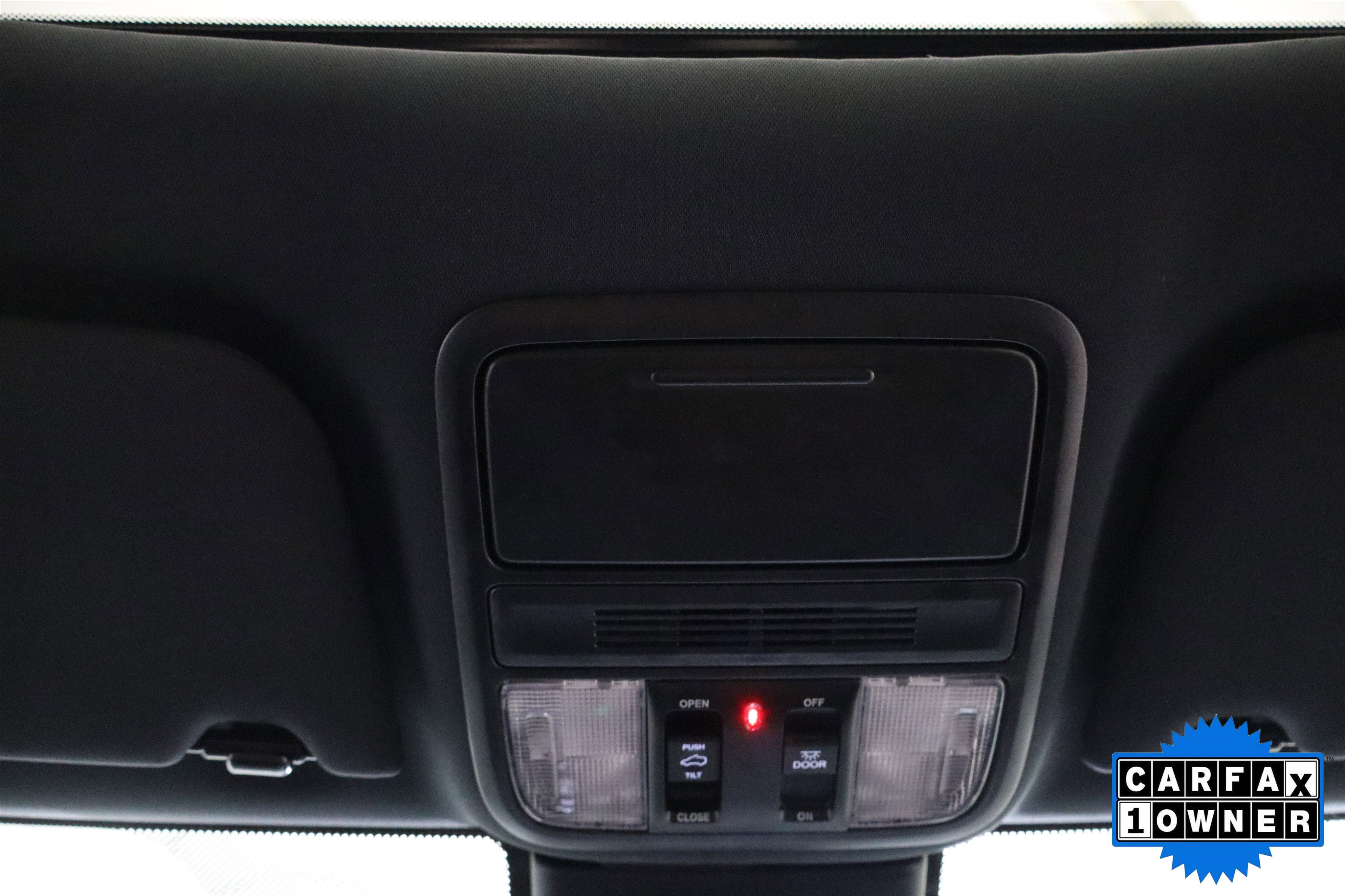 Used 2025 Honda Odyssey Sport-L image 28