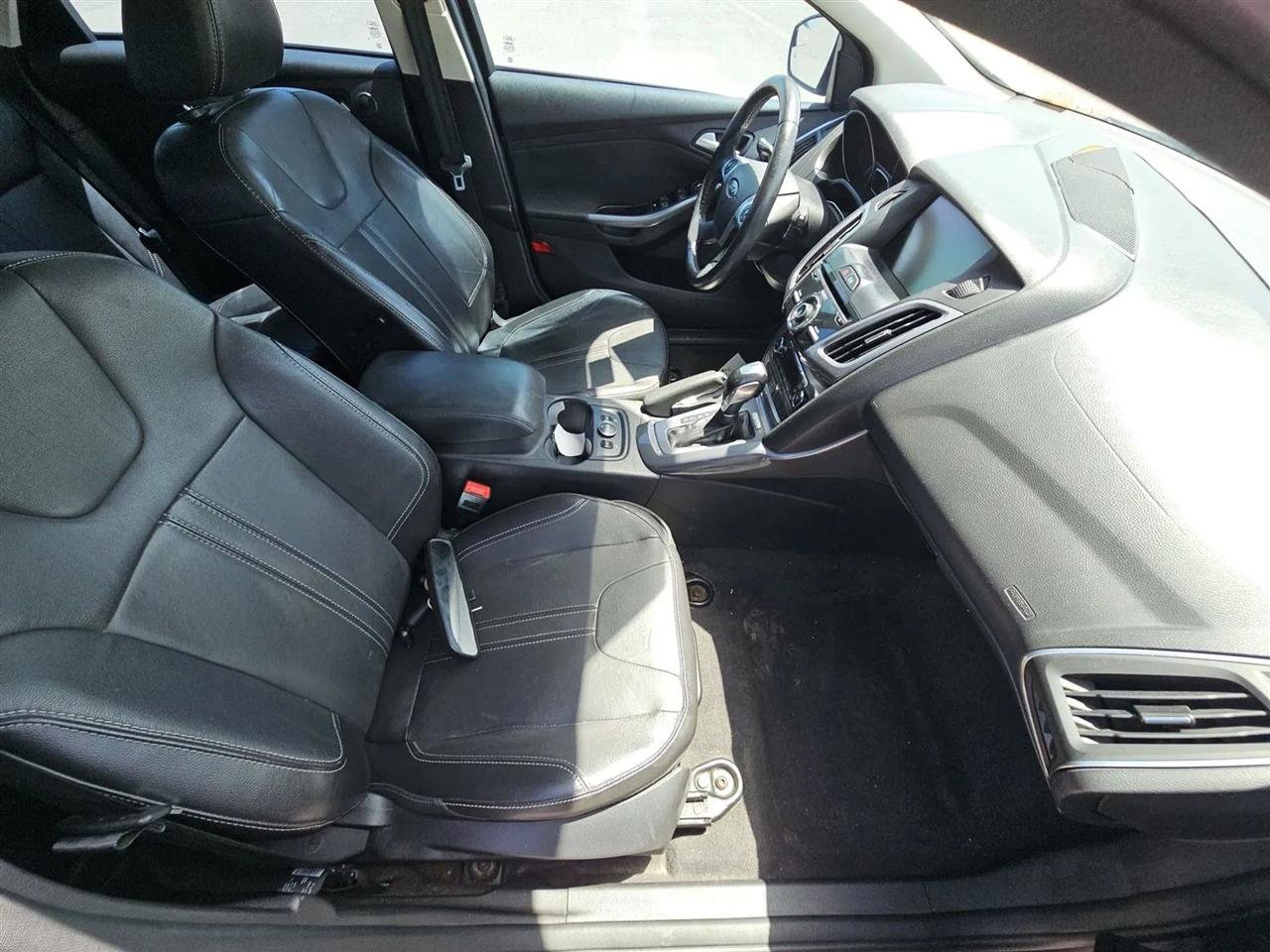 Used 2014 Ford Focus Titanium FWD image 14