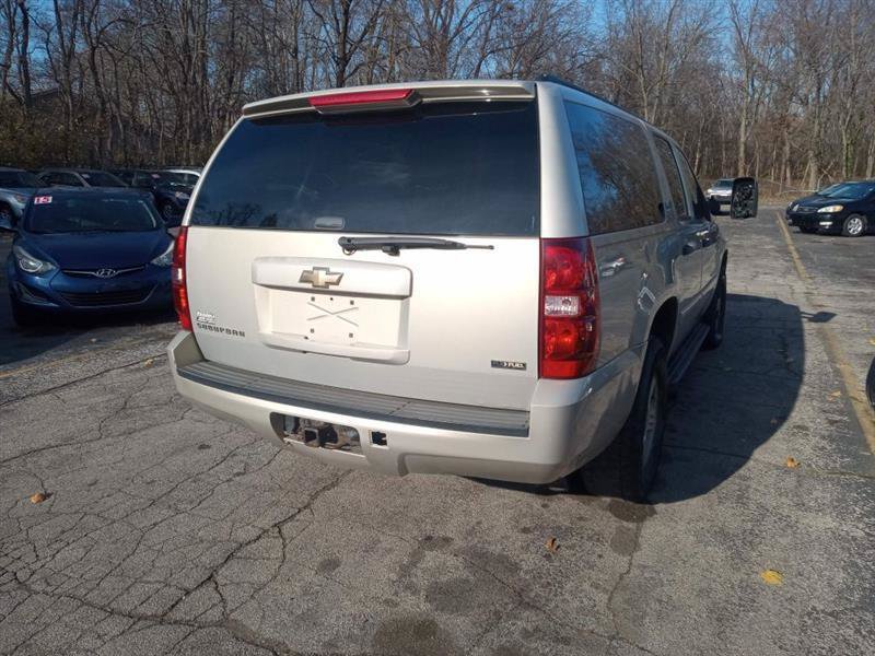 Used 2008 Chevrolet Suburban LS AWD/4WD image 2