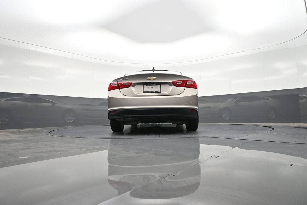 Used 2022 Chevrolet Malibu LS FWD image 31