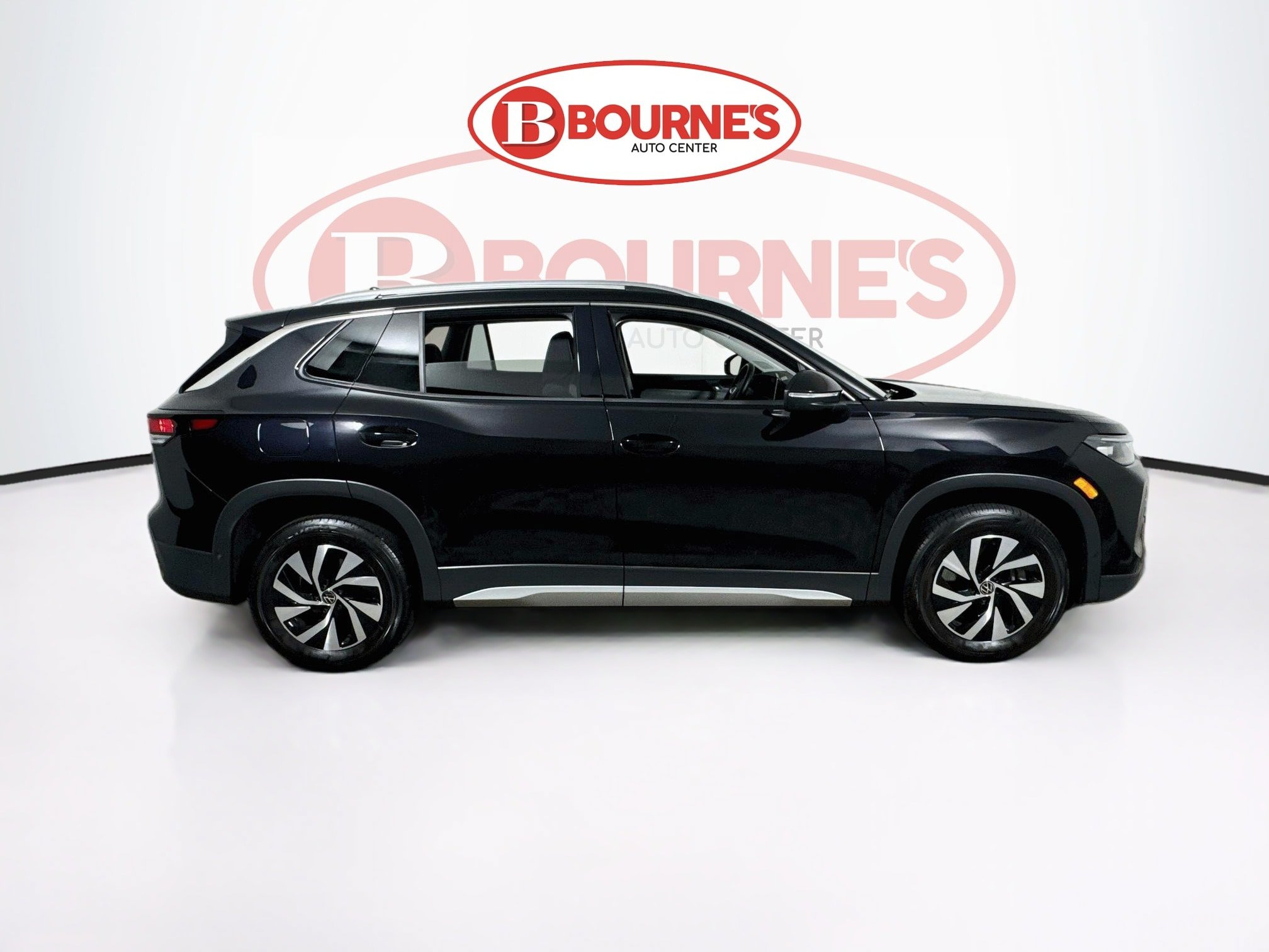 Used 2025 Volkswagen Tiguan S AWD/4WD image 10