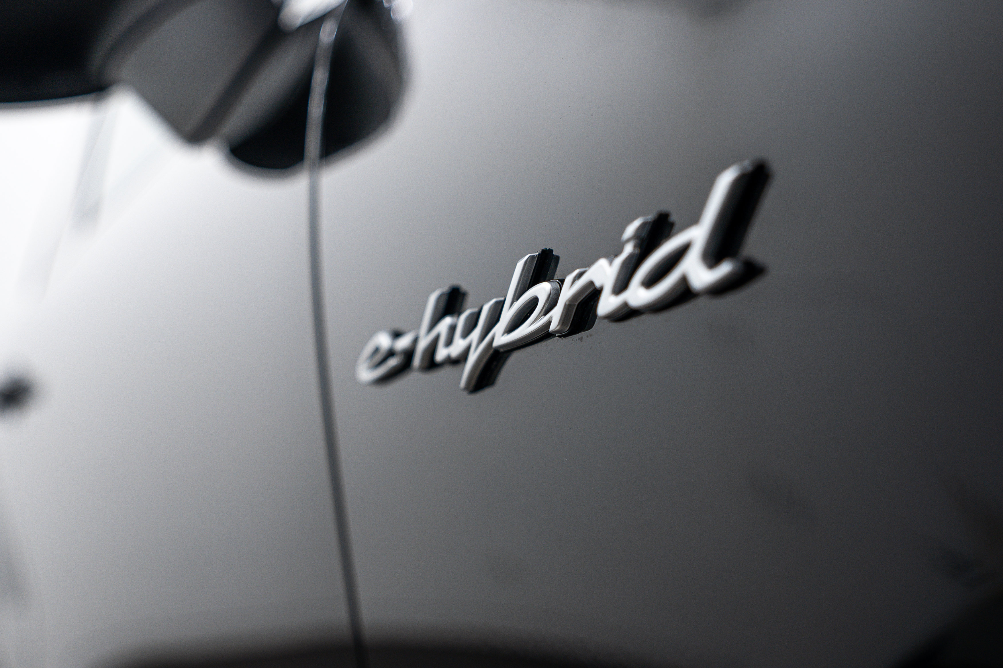Certified 2025 Porsche Cayenne S AWD/4WD image 26