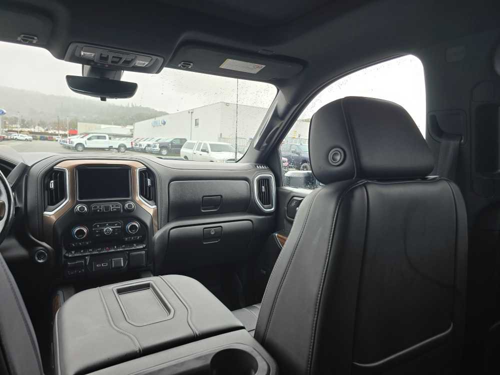 Used 2020 Chevrolet Silverado 2500 High Country w/ Z71 Off-Road Package image 13