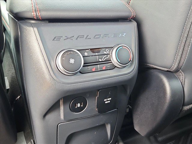 Used 2025 Ford Explorer ST w/ Sun And Sound Package AWD/4WD image 18