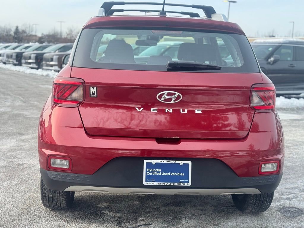 Certified 2023 Hyundai Venue SEL image 7