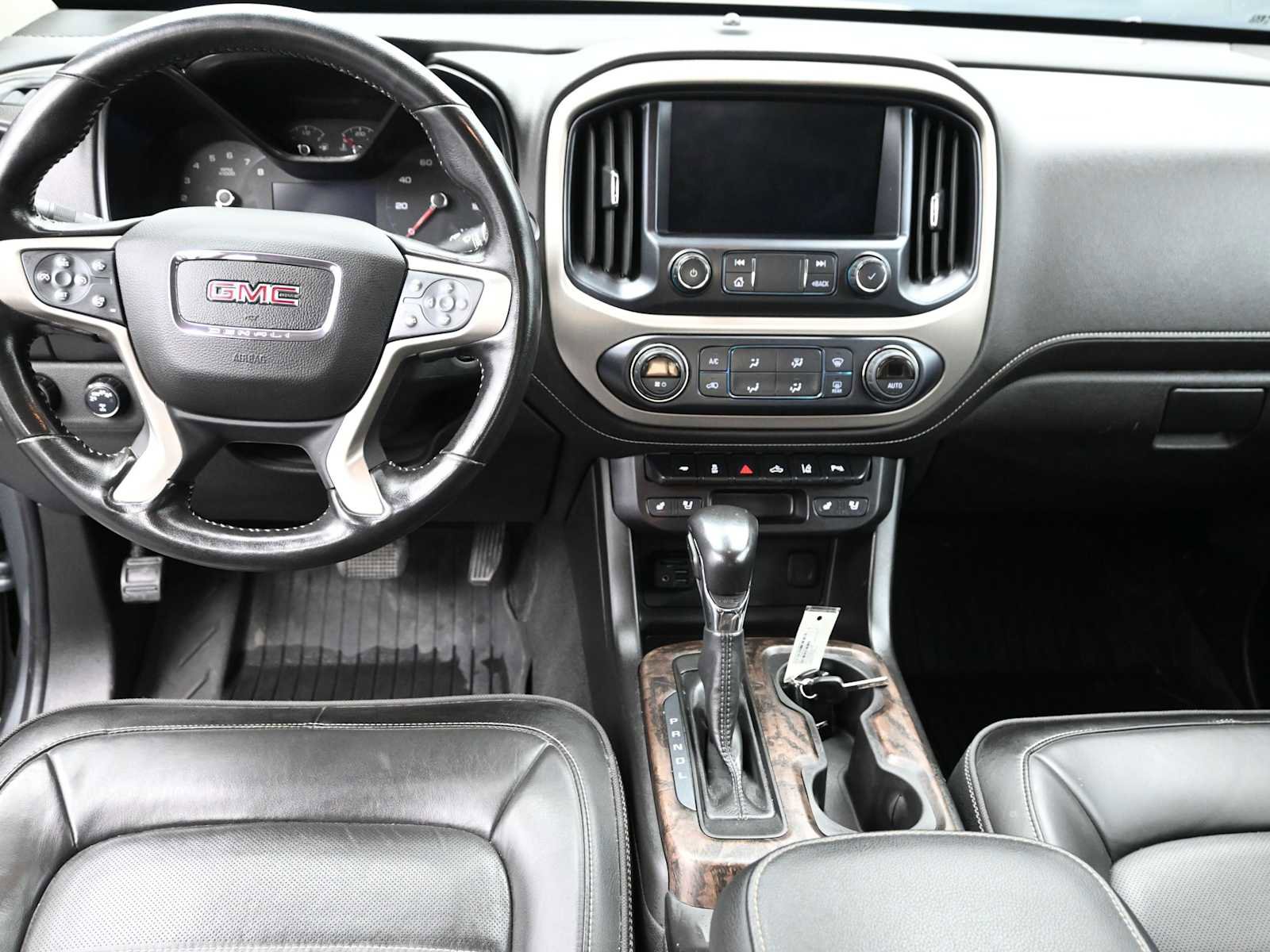 Used 2022 GMC Canyon Denali image 12