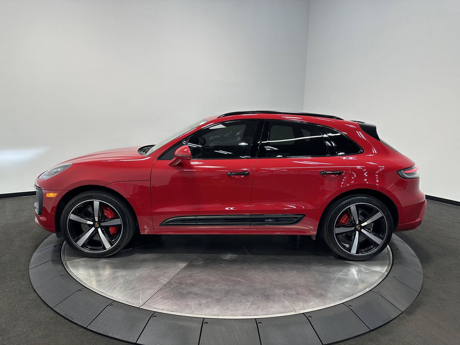 Certified 2023 Porsche Macan GTS AWD/4WD image 2