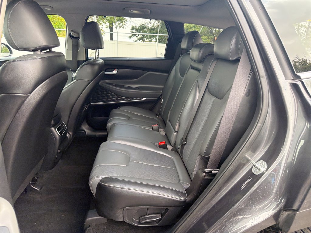 Used 2022 Hyundai Santa Fe SEL w/ Convenience + Premium Package FWD image 29