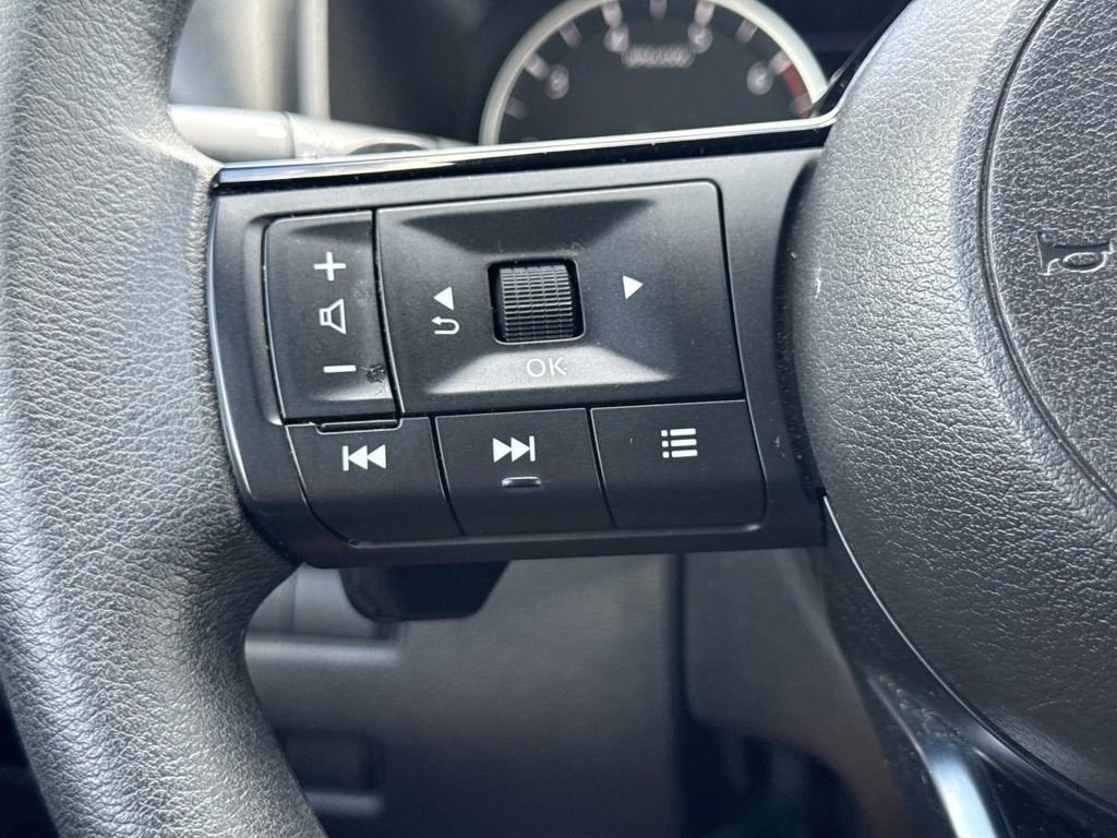 Certified 2023 Nissan Rogue SV AWD/4WD image 28