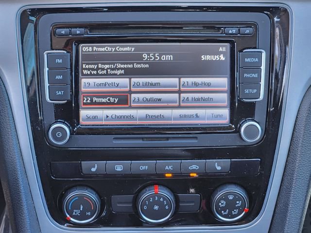 Used 2013 Volkswagen Passat 2.5 SE image 19